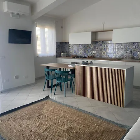 Sikuli Apartment Oliveri
